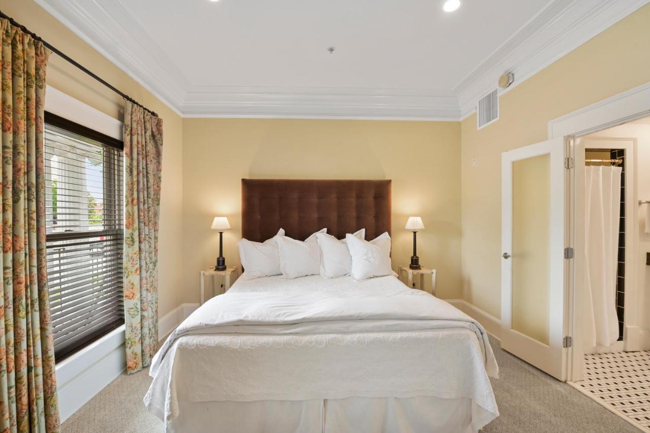 The James Madison Inn Ngoại thất bức ảnh