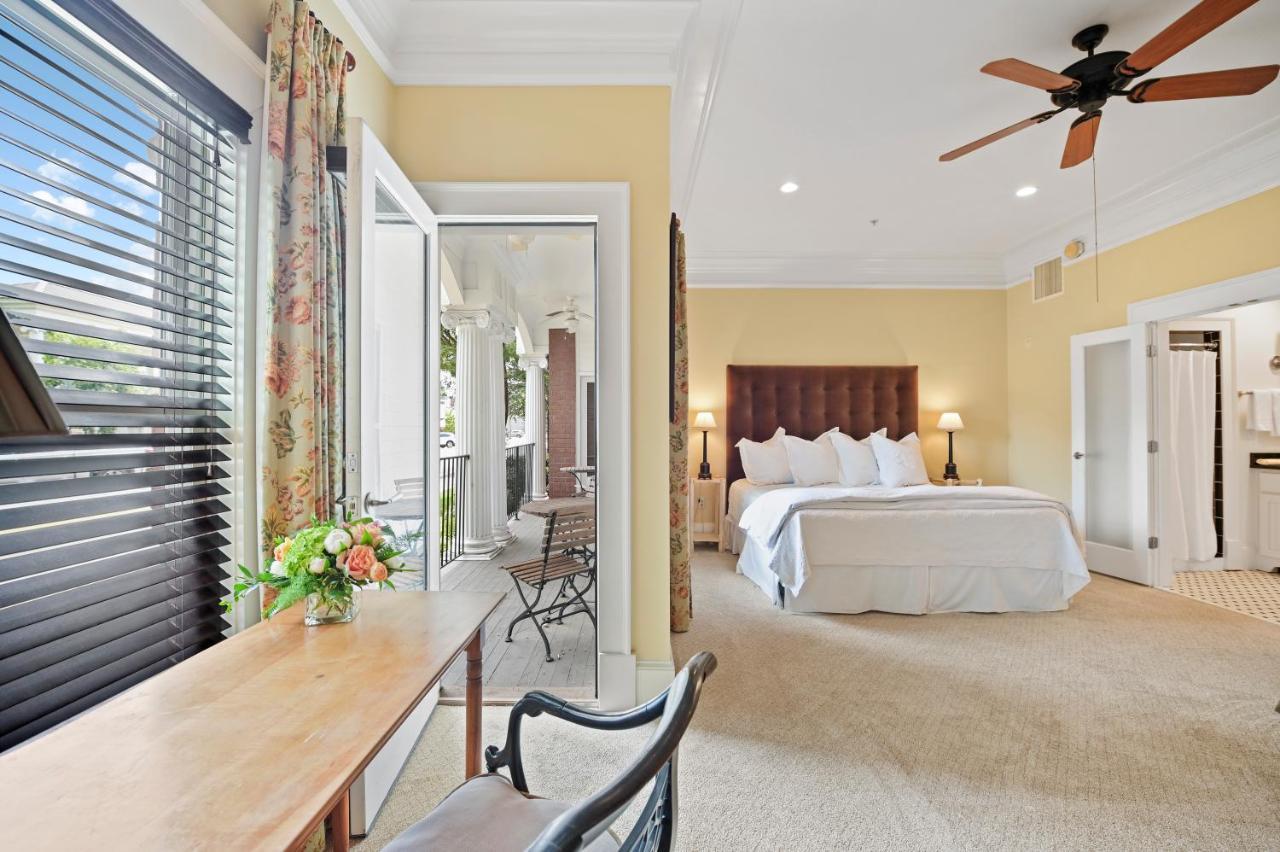 The James Madison Inn Ngoại thất bức ảnh