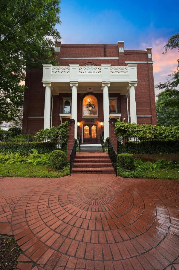 The James Madison Inn Ngoại thất bức ảnh